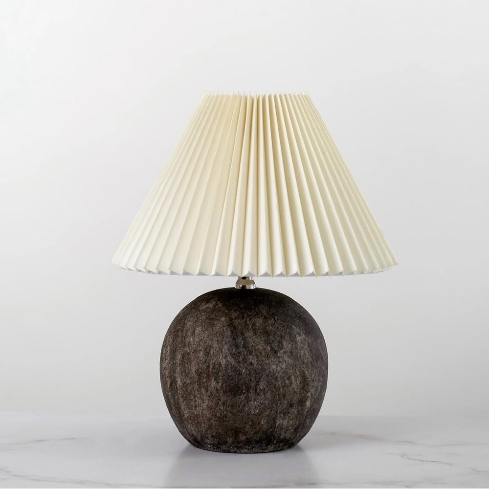 Black round lamp base with accordion shade like new